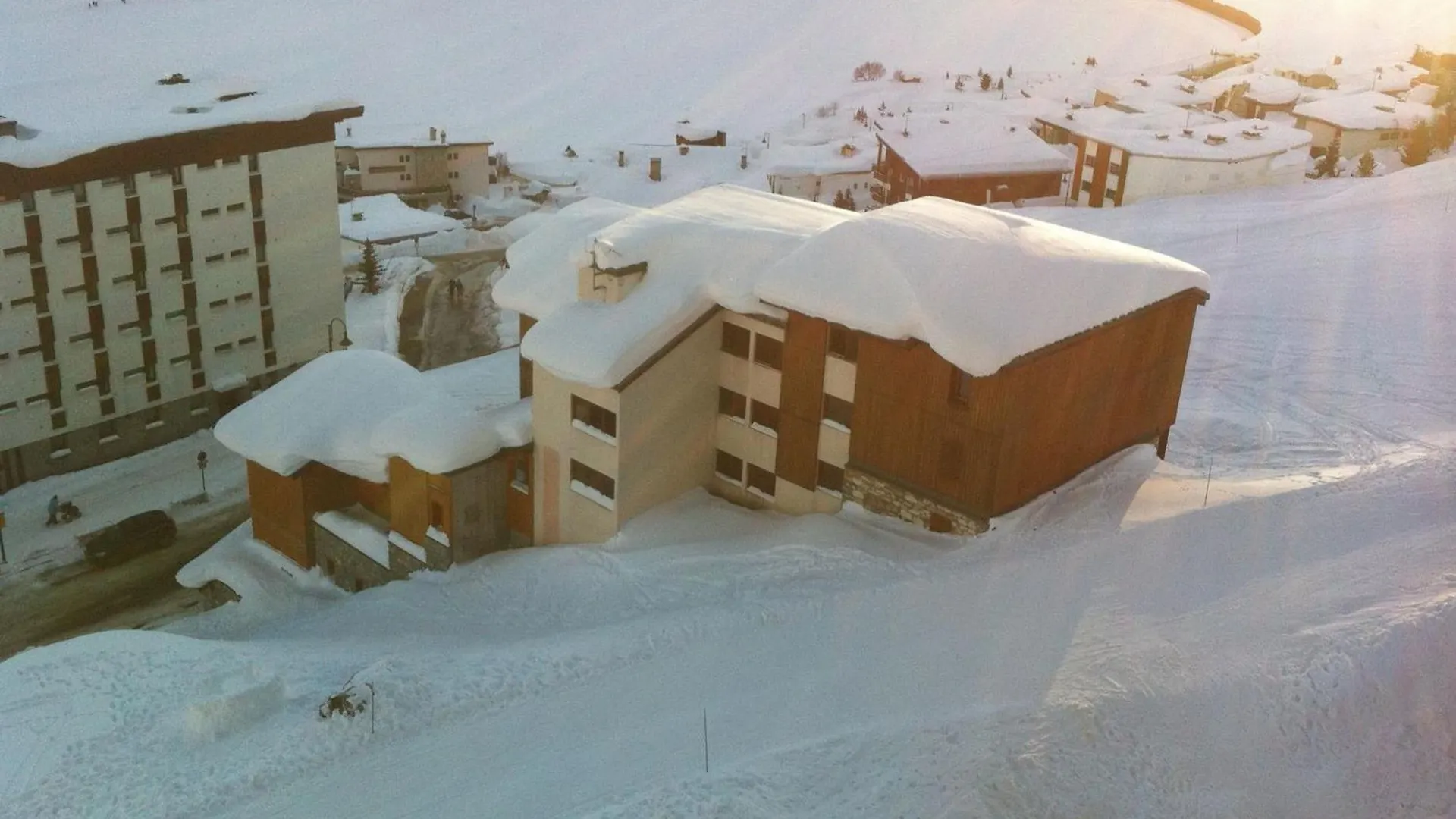Apartment Studio 4 Pers. A Tignes Au Pied Des Pistes, Balcon Et Animaux Acceptes - Fr-1-411-391
